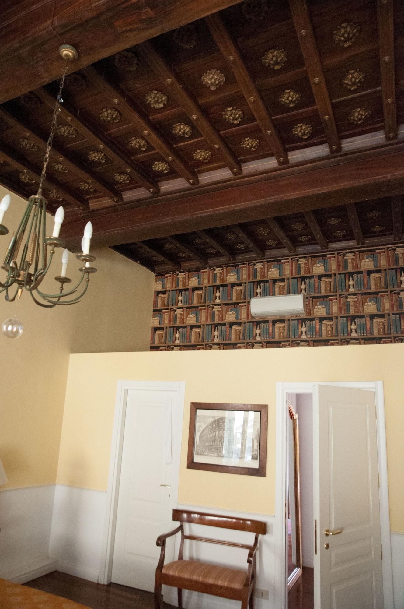 Relais Teatro Argentina Bed & Breakfast Рим Екстериор снимка