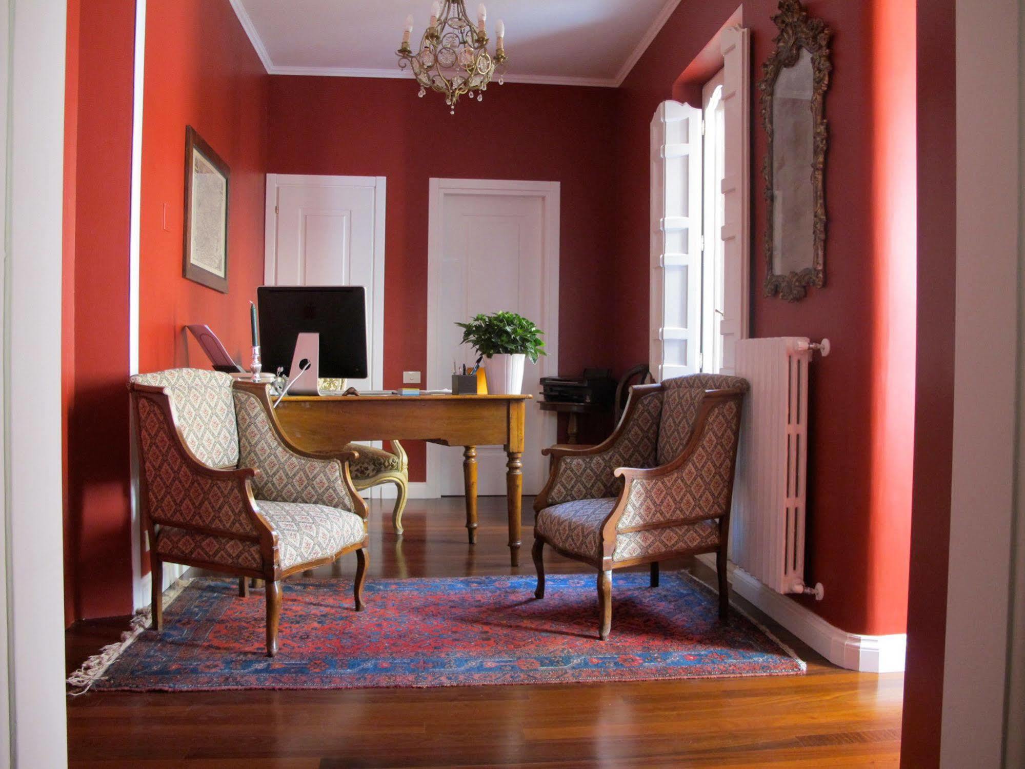 Relais Teatro Argentina Bed & Breakfast Рим Екстериор снимка